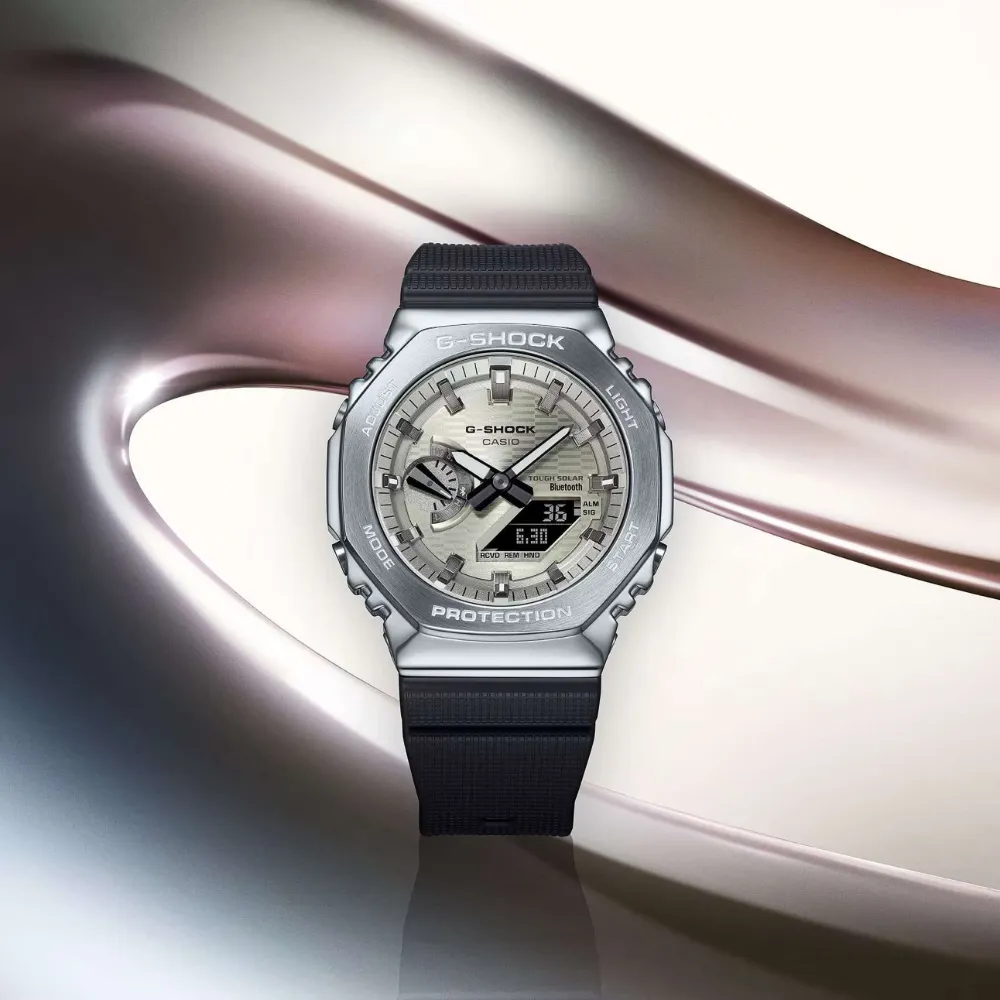 Casio G-Shock GBM-2100A-8B  Фото 2